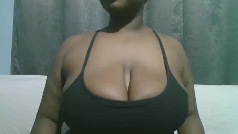 Snapshot of lady_dearra chatting on September 2025 02:35:02 AM lady_dearra online show from September 2025 02:35:02 AM