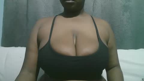 Snapshot of lady_dearra chatting on October 2025 02:53:01 AM lady_dearra online show from October 2025 02:53:01 AM