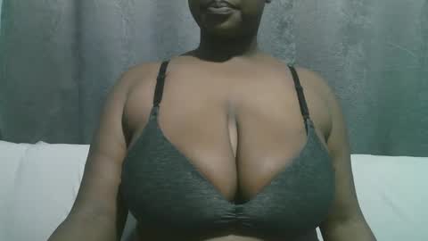Snapshot of lady_dearra chatting on October 2025 04:26:01 AM lady_dearra online show from October 2025 04:26:01 AM