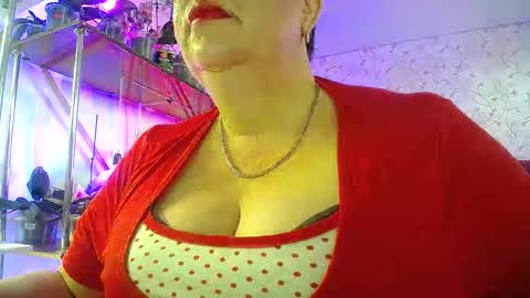 Lady Gloria online show from April 2026 05:43:02 AM