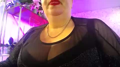 Lady Gloria online show from May 2026 05:01:02 AM