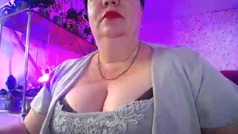 Lady Gloria online show from May 2026 08:08:02 AM