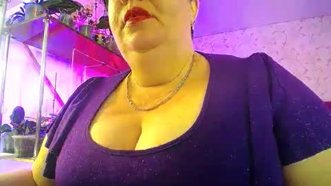 Lady Gloria online show from May 2026 07:15:02 AM