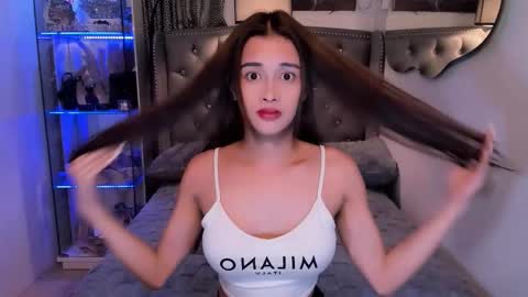 lady_moriseth online show from September 2025 06:30:02 AM