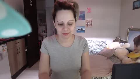 Snapshot of lady_smile69 chatting on March 2025 06:07:02 AM lady_smile69 online show from March 2025 06:07:02 AM