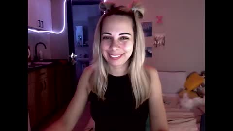 Snapshot of lady_smile69 chatting on September 2025 05:35:02 PM lady_smile69 online show from September 2025 05:35:02 PM