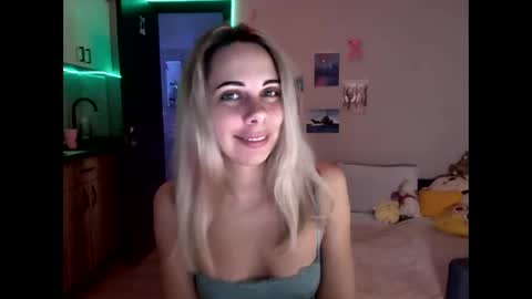 Snapshot of lady_smile69 chatting on September 2025 05:35:02 PM lady_smile69 online show from September 2025 05:35:02 PM