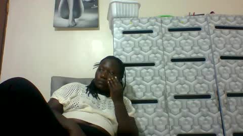 lindah32 online show from January 2025 06:20:01 PM