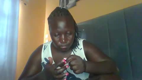 lindah32 online show from January 2026 12:10:01 PM