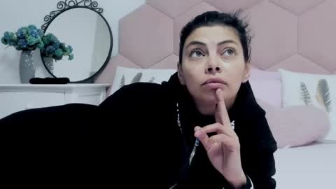 Lia online show from February 2025 04:21:02 AM