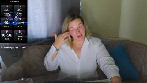 Snapshot of ladylucky_ chatting on October 2025 02:01:02 AM ladylucky_ online show from October 2025 02:01:02 AM