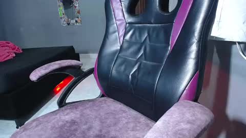 Snapshot of ladynemesis00 chatting on October 2025 05:35:02 PM ladynemesis00 online show from October 2025 05:35:02 PM