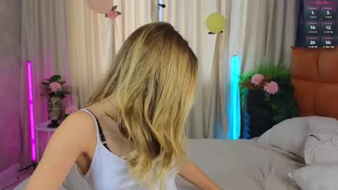 Lilia online show from September 2025 07:23:01 AM