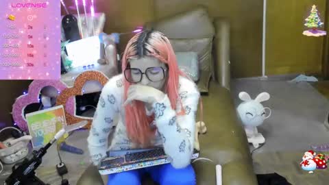 Skinnygirl online show from September 2025 02:22:02 AM