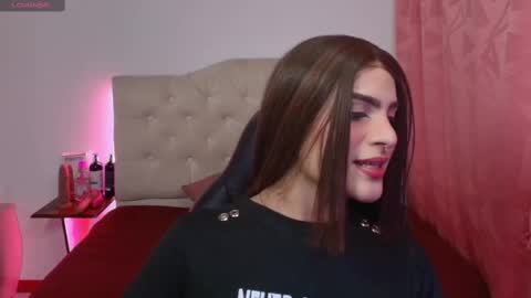 Camila online show from October 2025 04:57:02 AM