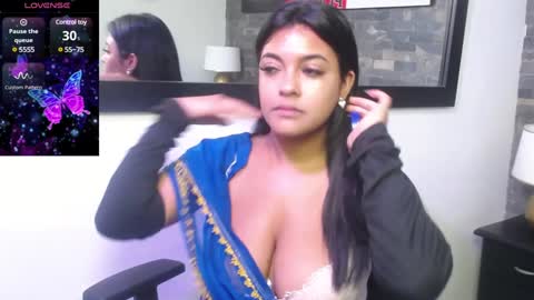 Laskhmirani online show from January 2025 10:18:02 AM