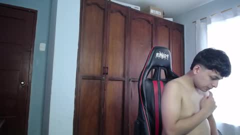 Lalo online show from December 2025 07:01:02 PM