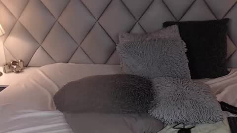 Laly Castro online show from January 2025 01:53:02 AM