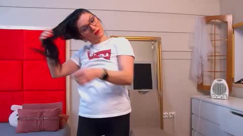 Snapshot of lana_banner chatting on February 2026 07:01:01 AM LanaBanner online show from February 2026 07:01:01 AM