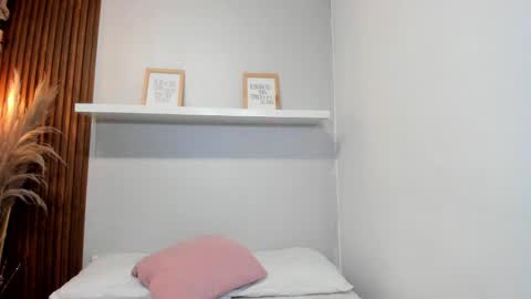 Lana     igauroraaaaaaaaa 1 online show from January 2026 04:17:02 AM