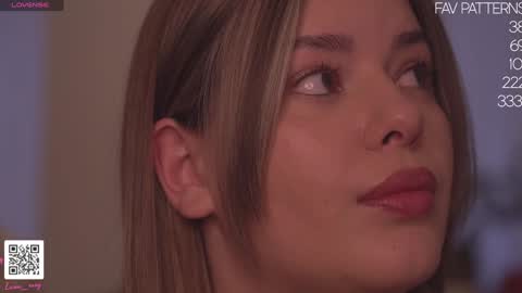 Snapshot of lana_rosy chatting on January 2025 07:07:01 AM Alana online show from January 2025 07:07:01 AM