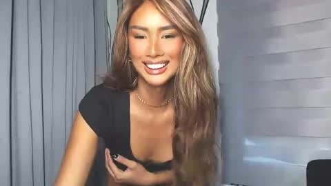 Lana online show from February 2025 04:04:01 AM