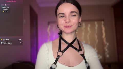 Lana online show from November 2025 11:58:01 PM