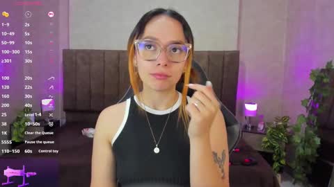 Snapshot of lanamills_ chatting on September 2025 04:55:02 AM Lana online show from September 2025 04:55:02 AM