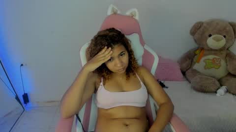 Lana  online show from February 2025 02:50:01 AM