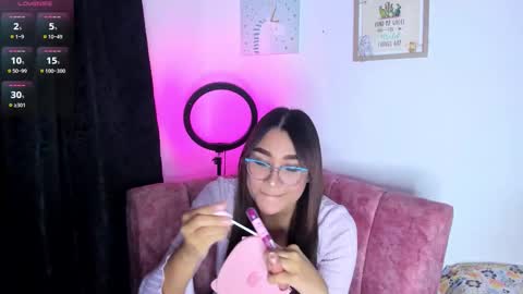 lanasin_ online show from February 2026 03:21:01 AM