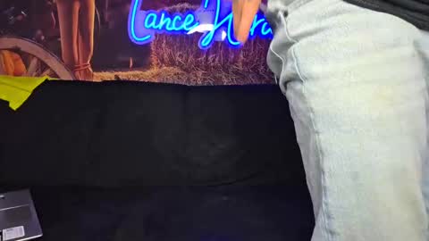 LANCE online show from October 2025 12:31:01 AM