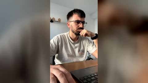 lander920612 online show from February 2026 03:44:02 PM