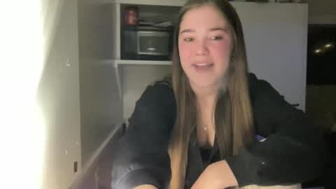 lanelizzie348 online show from October 2025 12:41:02 AM