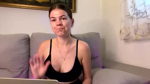 Laniya online show from October 2025 07:42:02 AM