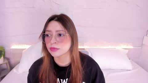 Lanna online show from December 2025 11:50:02 AM