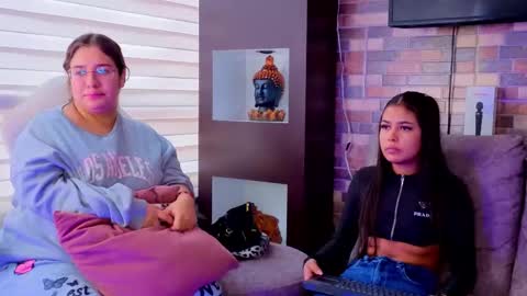 lanna_as online show from February 2026 01:40:01 PM