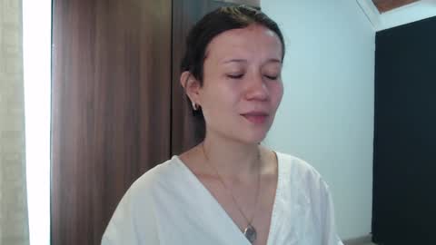 Lanna online show from December 2024 01:45:02 PM