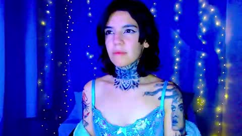 LANNIE   online show from January 2026 02:16:02 AM