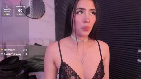 Snapshot of lara_madisson chatting on January 2025 10:40:01 AM Lara Madisson online show from January 2025 10:40:01 AM