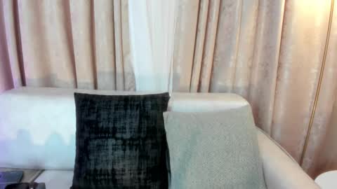 Snapshot of laragoldd chatting on December 2025 04:01:02 PM Lara Gold online show from December 2025 04:01:02 PM