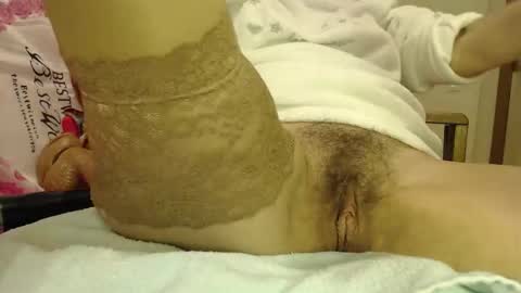 laralhotr online show from November 2025 02:10:01 PM