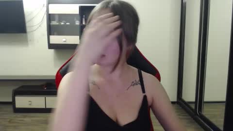 Snapshot of laralianna chatting on February 2025 03:43:01 PM Laralianna online show from February 2025 03:43:01 PM