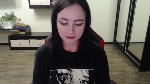 Snapshot of laralianna chatting on September 2025 04:00:02 PM Laralianna online show from September 2025 04:00:02 PM