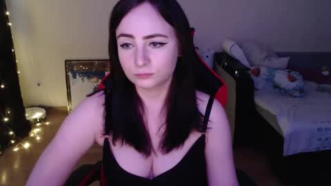 Snapshot of laralianna chatting on January 2026 07:01:02 AM Laralianna online show from January 2026 07:01:02 AM