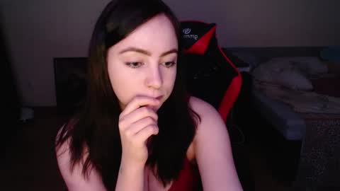 Snapshot of laralianna chatting on February 2026 11:45:01 PM Laralianna online show from February 2026 11:45:01 PM