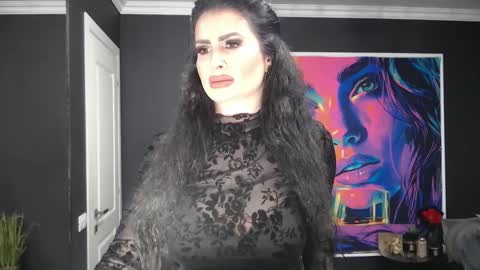 Snapshot of laras_moans chatting on May 2026 07:06:01 AM laras_moans online show from May 2026 07:06:01 AM