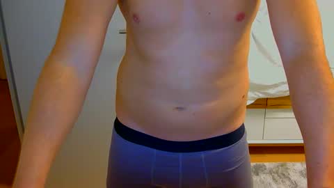 Snapshot of lari8989 chatting on November 2025 04:45:02 PM lari8989 online show from November 2025 04:45:02 PM