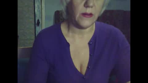 larisaq4ugo24 online show from January 2025 05:58:01 PM