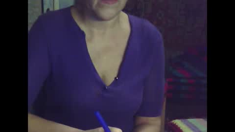 larisaq4ugo24 online show from January 2025 03:33:02 PM