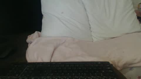 Snapshot of lariss__ chatting on May 2026 10:21:02 AM Lariss online show from May 2026 10:21:02 AM